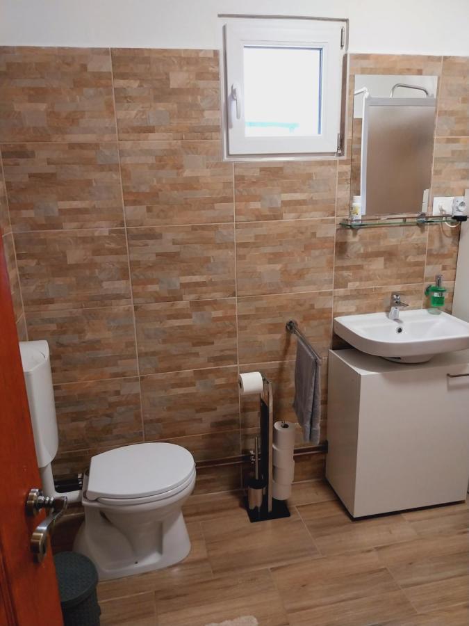 Lovas Vendégház Obanya Exterior foto